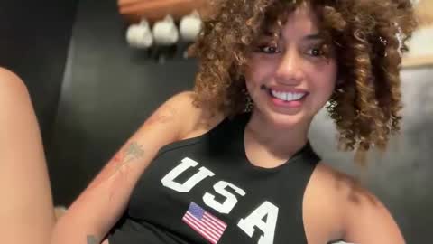 Divine Olga  online show from 12/19/24, 12:23