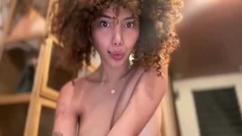 Divine Olga  online show from 03/07/26, 04:20