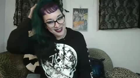 Missy Dee online show from 01/14/26, 08:42