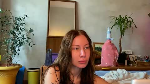Snapshot of misszlataa chatting on 09/15/25, 09:53 Zlata online show from 09/15/25, 09:53