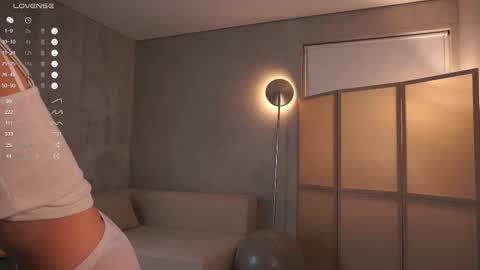 Snapshot of mist_mia chatting on 02/01/26, 06:06 Mia online show from 02/01/26, 06:06