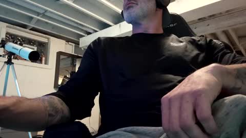 AJ online show from 01/03/25, 06:11