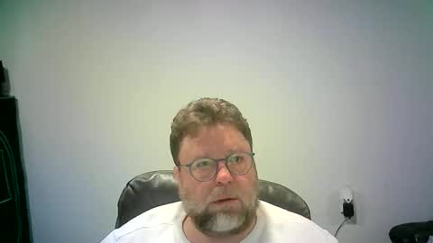 Mr. Happy online show from 11/04/25, 06:23