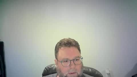 Mr. Happy online show from 11/23/25, 07:52