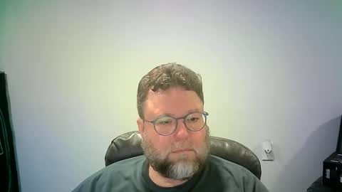 Mr. Happy online show from 11/25/25, 06:46