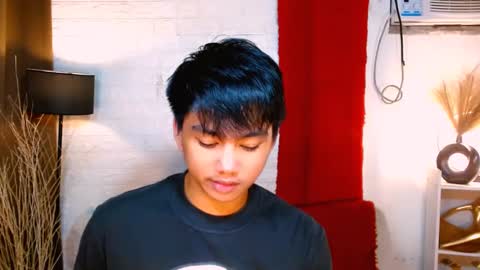 Snapshot of mister_officer chatting on 12/06/24, 08:26 SAINT SACHI will make your day online show from 12/06/24, 08:26