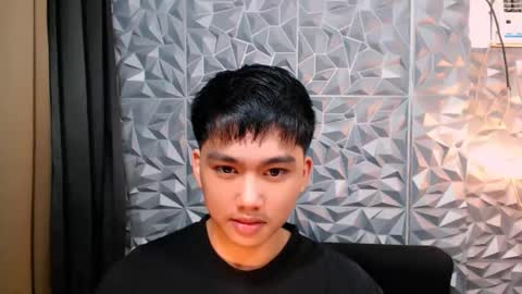 Snapshot of mister_officer chatting on 12/23/24, 12:25 SAINT SACHI will make your day online show from 12/23/24, 12:25