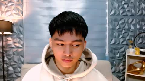 Snapshot of mister_officer chatting on 12/26/24, 12:46 SAINT SACHI will make your day online show from 12/26/24, 12:46