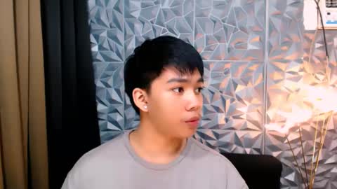 Snapshot of mister_officer chatting on 01/16/25, 01:58 SAINT SACHI will make your day online show from 01/16/25, 01:58