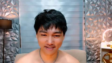 Snapshot of mister_officer chatting on 01/31/25, 12:18 SAINT SACHI will make your day online show from 01/31/25, 12:18