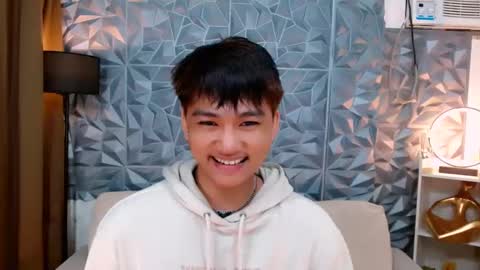 Snapshot of mister_officer chatting on 02/18/25, 02:16 SAINT SACHI will make your day online show from 02/18/25, 02:16