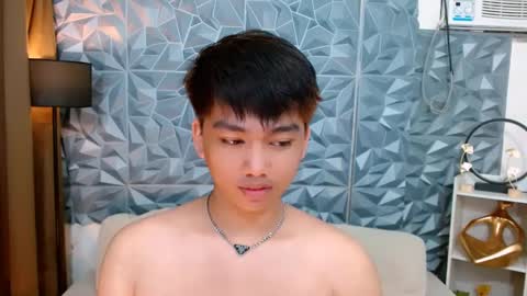 Snapshot of mister_officer chatting on 02/20/25, 02:29 SAINT SACHI will make your day online show from 02/20/25, 02:29