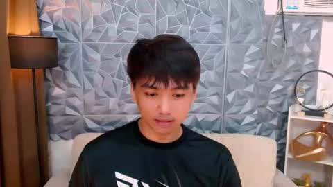 Snapshot of mister_officer chatting on 03/04/25, 07:41 SAINT SACHI will make your day online show from 03/04/25, 07:41