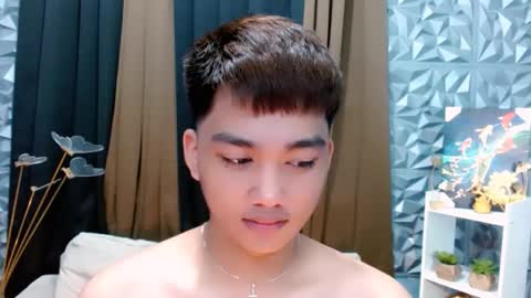 Snapshot of mister_officer chatting on 09/09/25, 01:27 SAINT SACHI will make your day online show from 09/09/25, 01:27