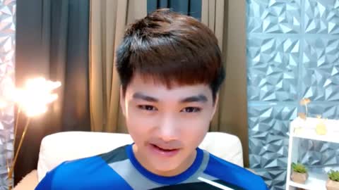 Snapshot of mister_officer chatting on 10/05/25, 10:24 SAINT SACHI will make your day online show from 10/05/25, 10:24