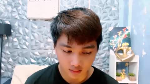 Snapshot of mister_officer chatting on 10/31/25, 03:18 SAINT SACHI will make your day online show from 10/31/25, 03:18