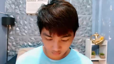 Snapshot of mister_officer chatting on 11/04/25, 01:05 SAINT SACHI will make your day online show from 11/04/25, 01:05