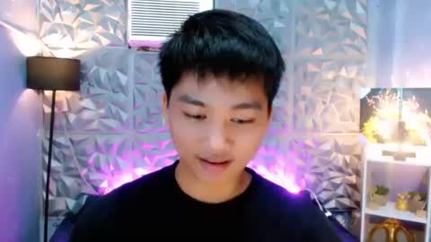 Snapshot of mister_officer chatting on 11/26/25, 10:00 SAINT SACHI will make your day online show from 11/26/25, 10:00