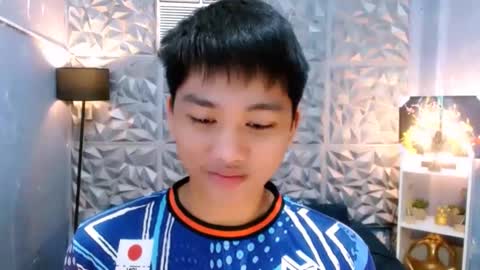 Snapshot of mister_officer chatting on 11/27/25, 01:46 SAINT SACHI will make your day online show from 11/27/25, 01:46