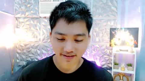 Snapshot of mister_officer chatting on 12/19/25, 05:09 SAINT SACHI will make your day online show from 12/19/25, 05:09