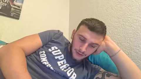 Brokebutcute online show from 11/04/25, 09:03