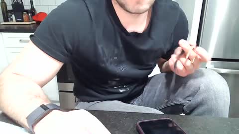 Snapshot of misterxxxxxxxx1 chatting on 01/27/25, 11:00 misterxxxxxxxx1 online show from 01/27/25, 11:00