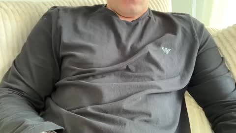 Snapshot of misterxxxxxxxx1 chatting on 10/26/25, 03:29 misterxxxxxxxx1 online show from 10/26/25, 03:29