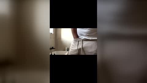 Snapshot of misterxy567 chatting on 03/01/26, 01:46 misterxy567 online show from 03/01/26, 01:46