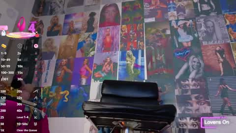 Snapshot of mistileav chatting on 04/26/26, 07:22 online show from 04/26/26, 07:22