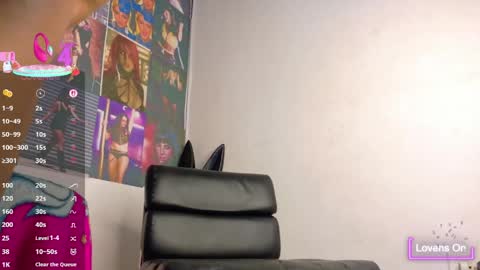Snapshot of mistileav chatting on 05/12/26, 09:17 online show from 05/12/26, 09:17