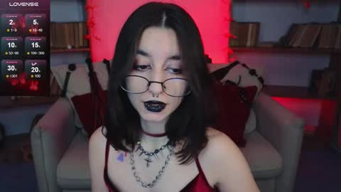 Marcelline online show from 09/17/25, 09:33