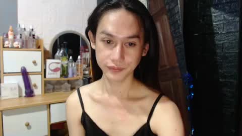 elizabeth online show from 01/10/25, 04:09