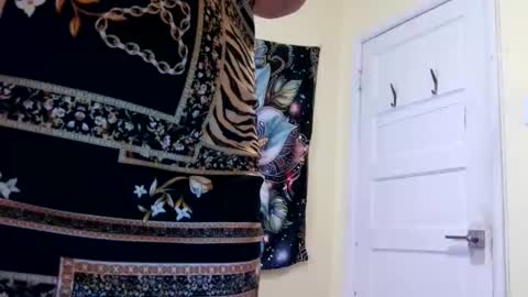 Mistress Kaha online show from 04/01/26, 07:00