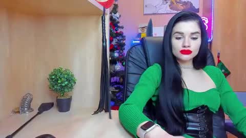 Snapshot of mistress_kristi chatting on 12/06/24, 07:23 Mistress Kristi online show from 12/06/24, 07:23