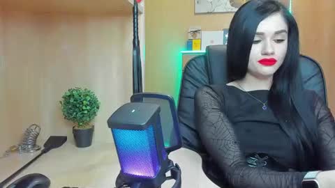 Snapshot of mistress_kristi chatting on 02/04/25, 09:20 Mistress Kristi online show from 02/04/25, 09:20