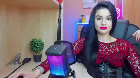 Snapshot of mistress_kristi chatting on 02/08/25, 08:53 Mistress Kristi online show from 02/08/25, 08:53