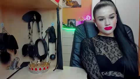Mistress Kristi online show from 04/19/26, 07:16
