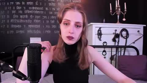 Snapshot of mistress_marlene chatting on 01/18/25, 03:38 Mistress Marlene online show from 01/18/25, 03:38