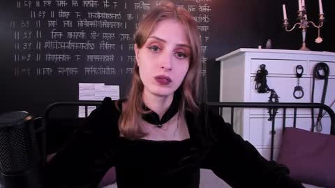 Snapshot of mistress_marlene chatting on 02/06/25, 05:09 Mistress Marlene online show from 02/06/25, 05:09