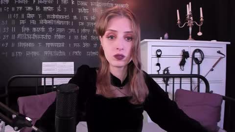 Snapshot of mistress_marlene chatting on 02/18/25, 03:21 Mistress Marlene online show from 02/18/25, 03:21