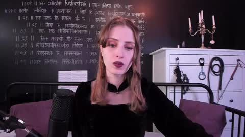 Snapshot of mistress_marlene chatting on 02/19/25, 10:56 Mistress Marlene online show from 02/19/25, 10:56