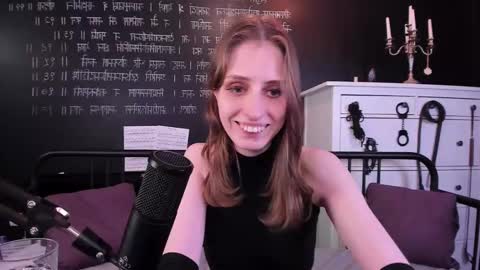 Snapshot of mistress_marlene chatting on 02/23/25, 04:46 Mistress Marlene online show from 02/23/25, 04:46