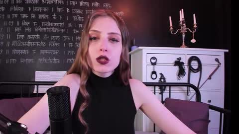 Snapshot of mistress_marlene chatting on 09/20/25, 07:20 Mistress Marlene online show from 09/20/25, 07:20