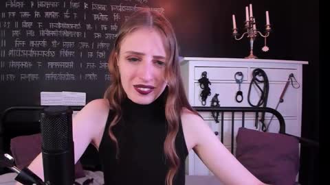 Snapshot of mistress_marlene chatting on 09/22/25, 07:32 Mistress Marlene online show from 09/22/25, 07:32