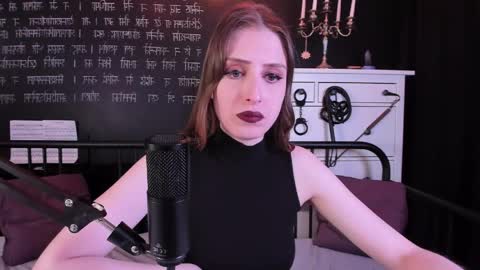 Snapshot of mistress_marlene chatting on 05/18/26, 07:58 Mistress Marlene online show from 05/18/26, 07:58