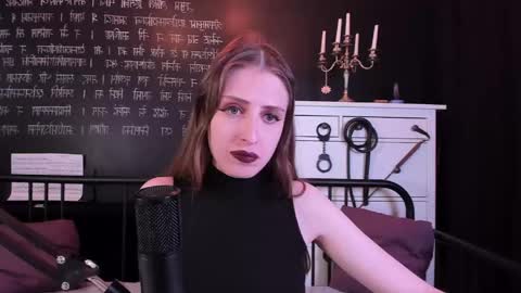 Snapshot of mistress_marlene chatting on 05/25/26, 07:47 Mistress Marlene online show from 05/25/26, 07:47