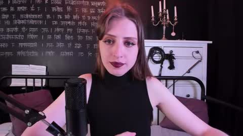 Snapshot of mistress_marlene chatting on 07/12/26, 08:05 Mistress Marlene online show from 07/12/26, 08:05