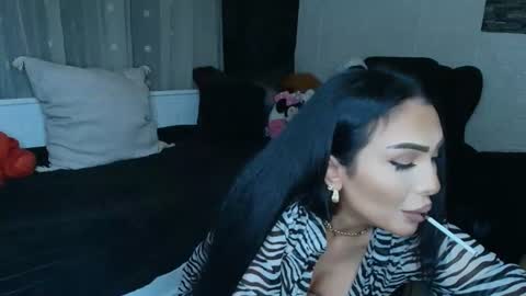 Snapshot of mistress_meryem chatting on 07/13/26, 10:23 mistress_meryem online show from 07/13/26, 10:23