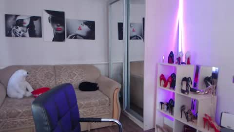 mistress_milfa online show from 06/24/26, 11:42