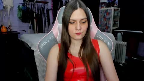 Snapshot of mistress_priest chatting on 03/04/25, 06:07 Dirty Priest and Ivi online show from 03/04/25, 06:07